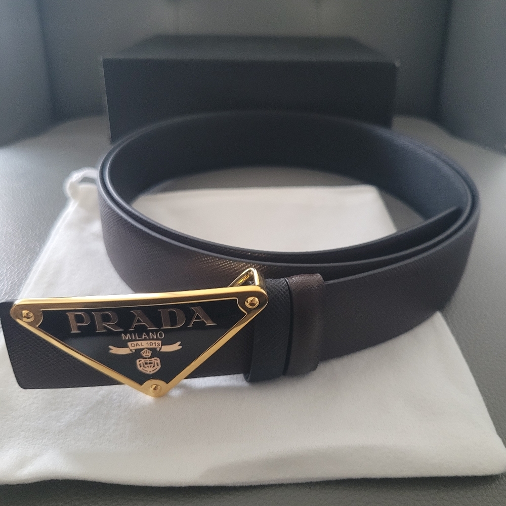 Prada Reversible Black/Brown Leather Belt with Gold Logo. Size 42